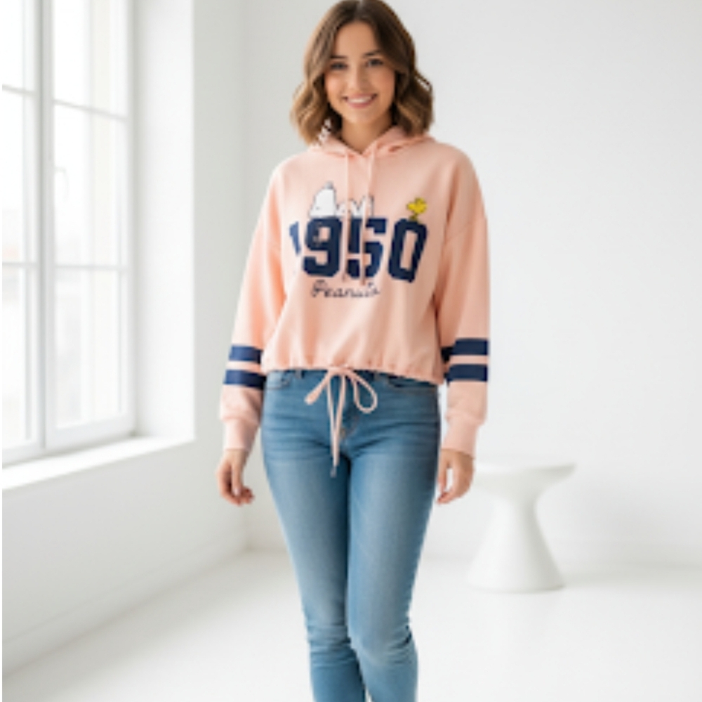 Snoopy Cropped Sweatshirt Light Orange